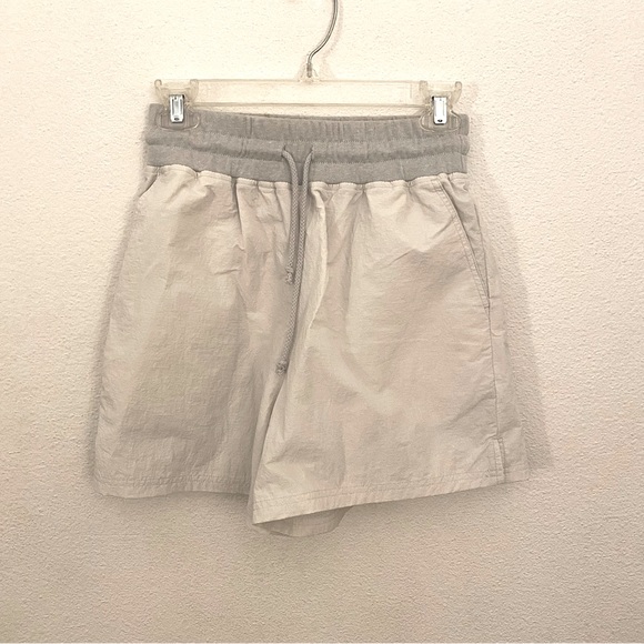 Fabletics grey shorts. Never worn. New with tags - Picture 2 of 4